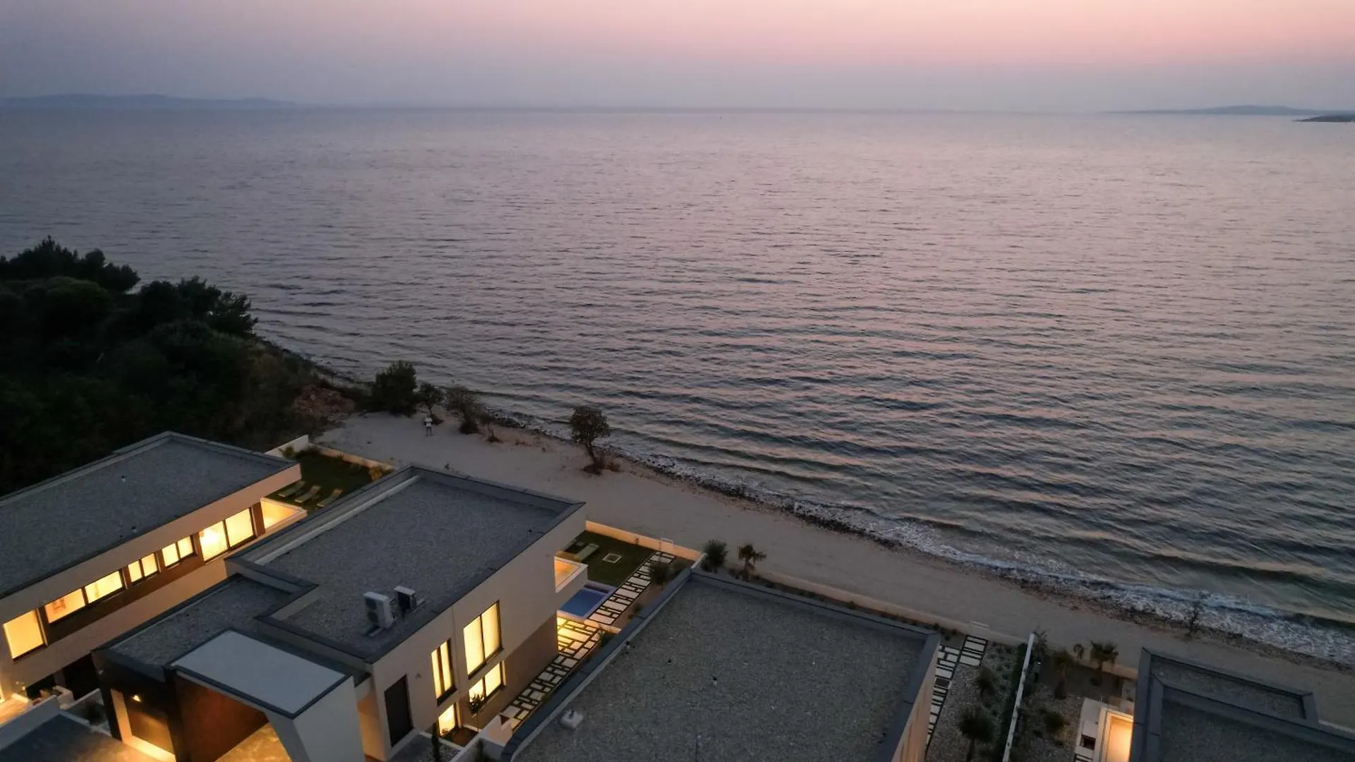 Adria Resort - Seafront Villa C Croácia